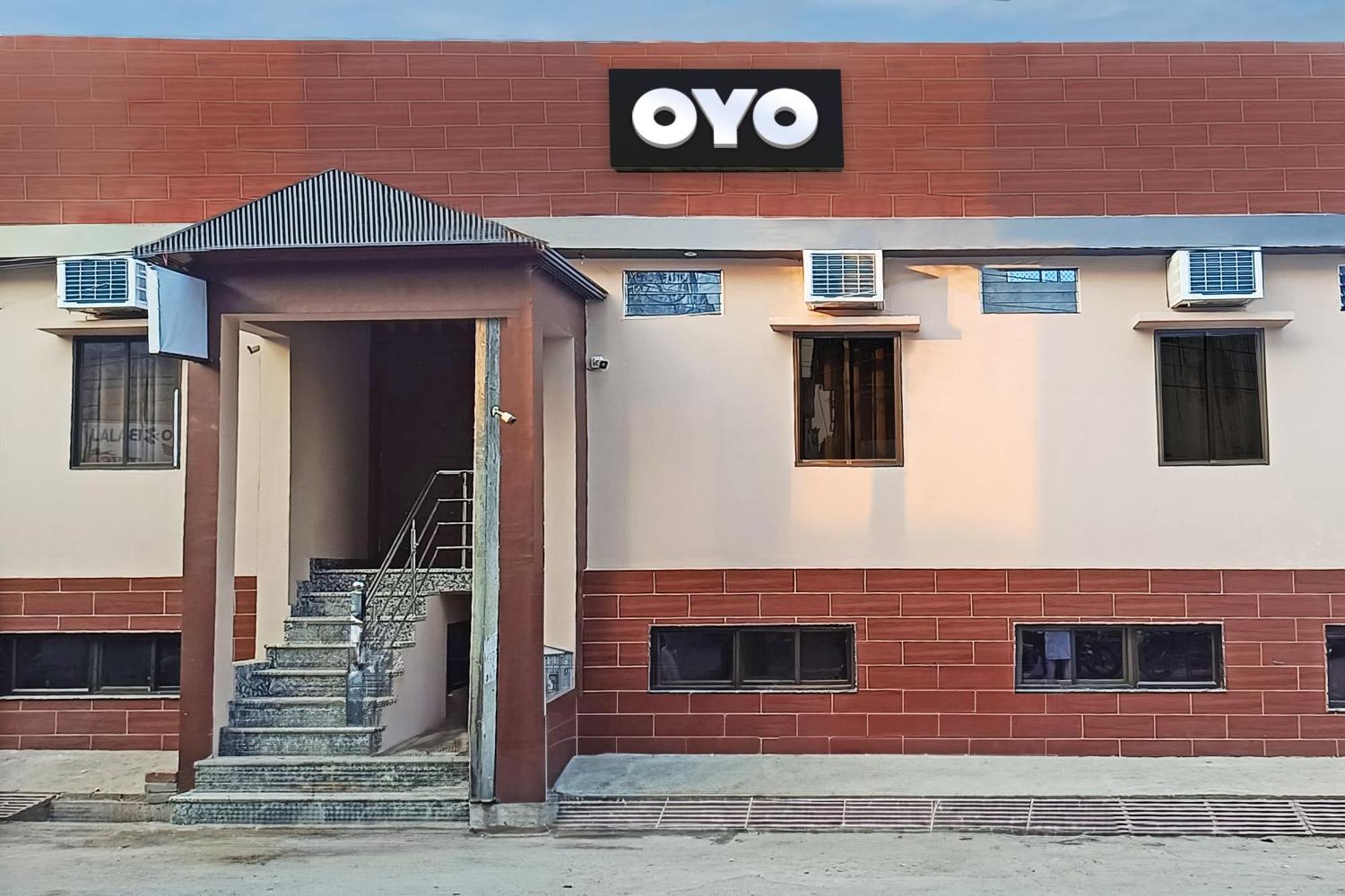 Hotel O Royal Regency Palace Gorakhpur Bagian luar foto