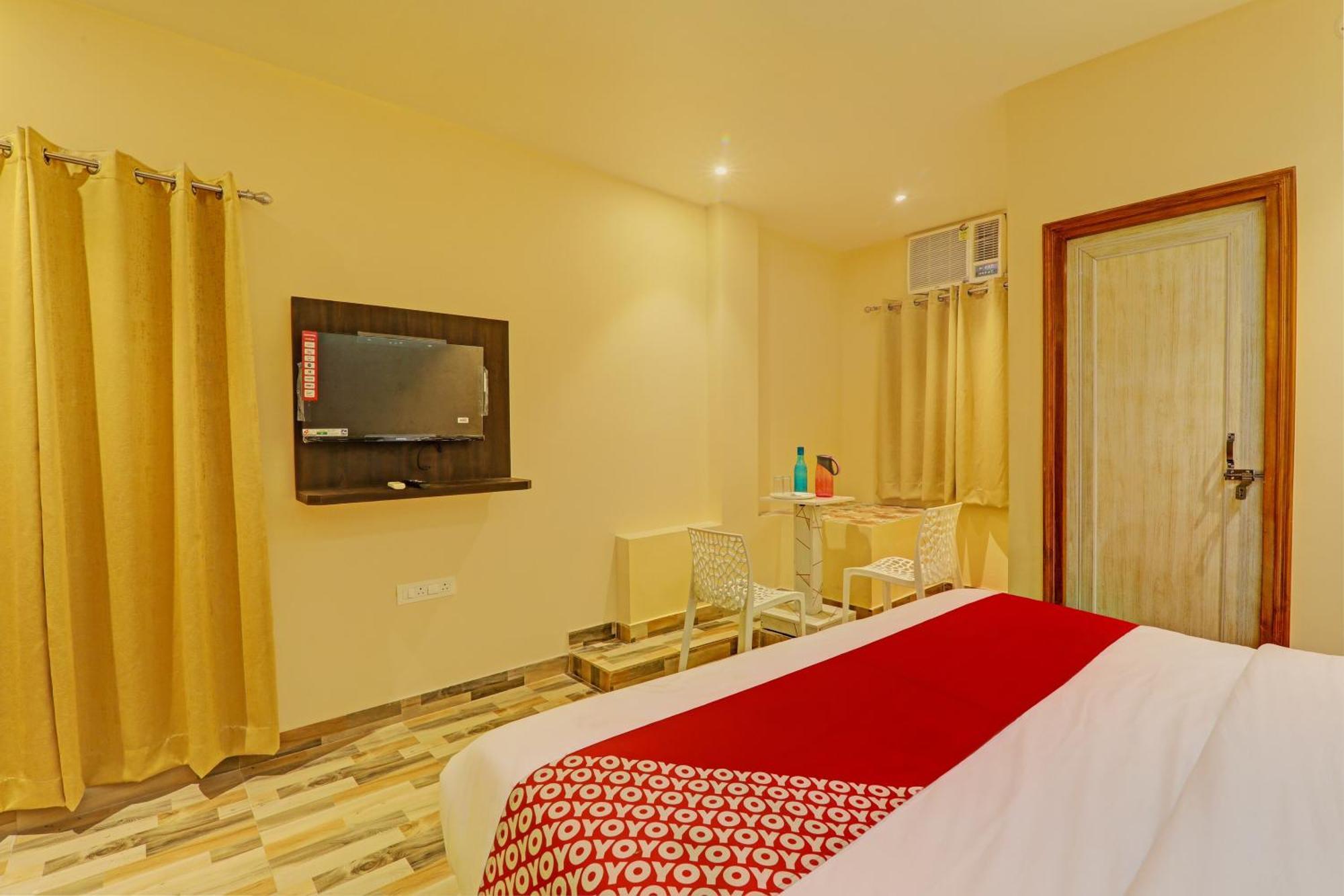 Hotel O Royal Regency Palace Gorakhpur Bagian luar foto